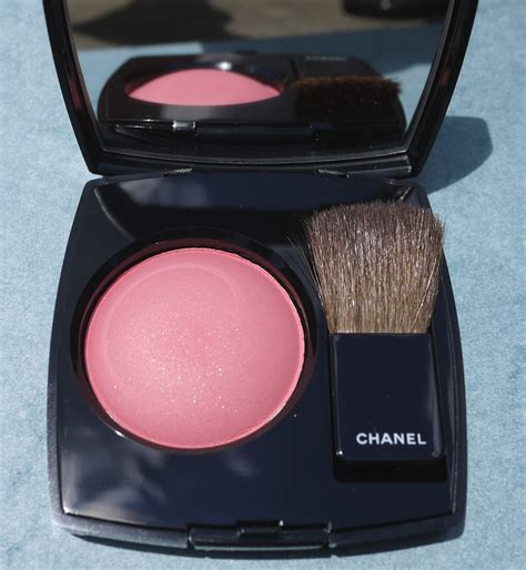 chanel initiale blush